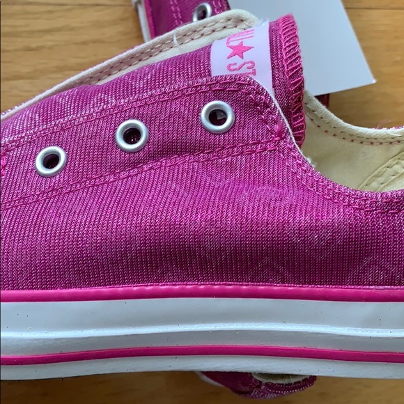 Converse Sparkle Heart Slip-Ons - Picture 3 of 7